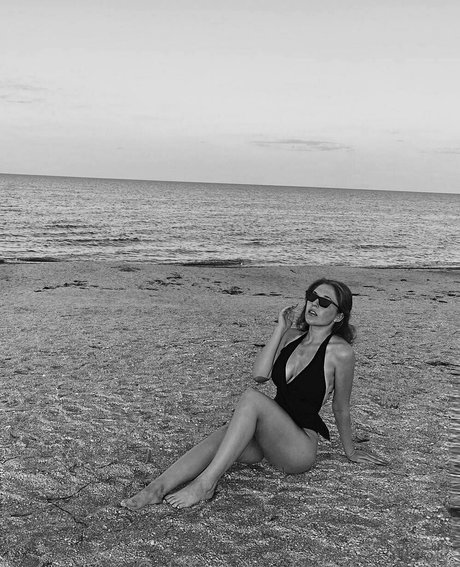 alexa sunny nackt sexy bilder