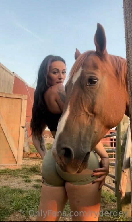 Ryder Dey heiße porno fotos