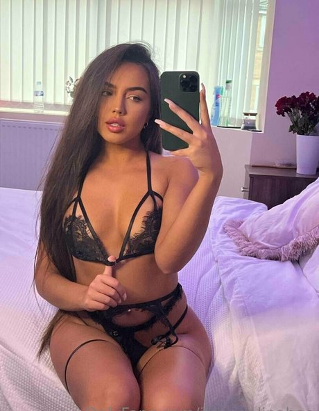 itsangelinabae heiße schöne galerien