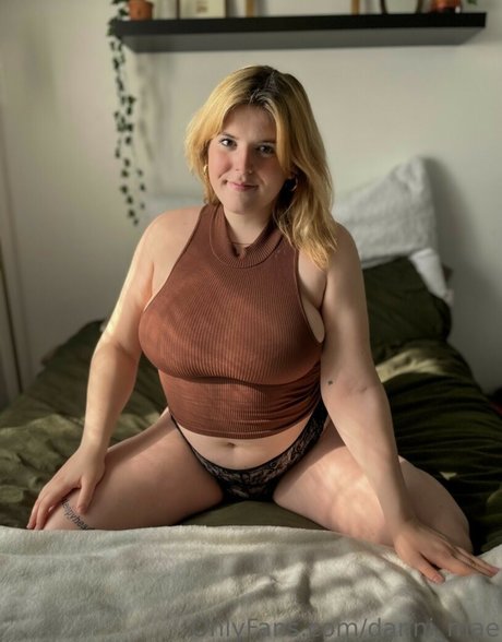 danni mae nackt nette bilder