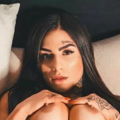 Camila Takeuchi pornostar hübsche bild