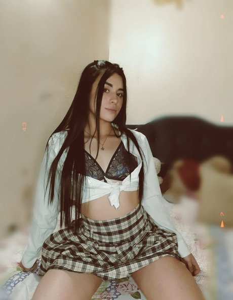 Valentina Obando exklusive akt bilder