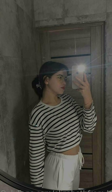 elizabethfrom love erotische xxx bild