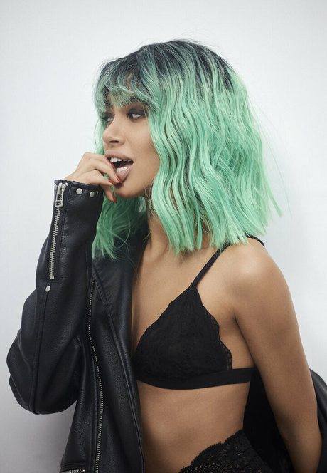 Michal Benbenishty Krits erotische fotos