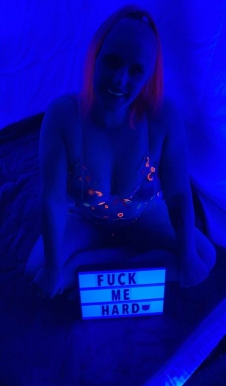 destineyydesiree schauspielerin akt galerie