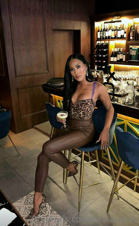 kira asia ts model xxx fotos