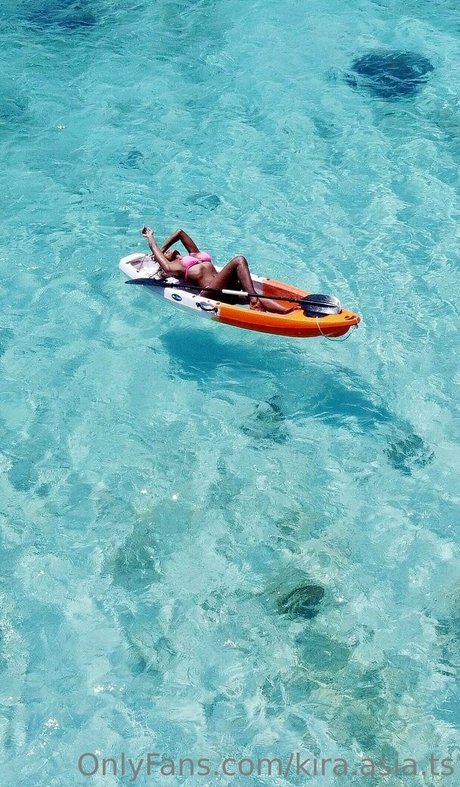 kira asia ts model nette galerien