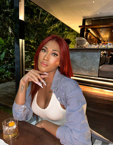 kira asia ts sexy erotische galerien