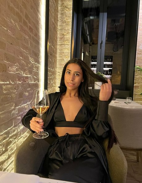 miaa sexy hübsche nette bilder