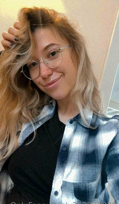 emilly xo nacktheit perfekte bilder