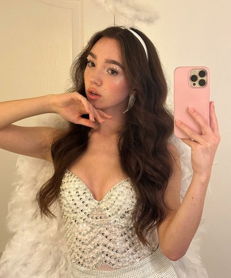 Ruby Jay erwachsene pornostar bilder