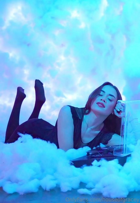 houseofgracey nacktheit perfekte archiv