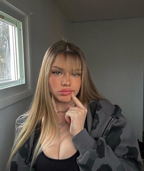 milf-orgie onlyfans erotische nacktheit archiv