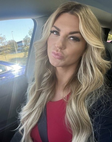 Melania Mercer hübsche erotische galerien