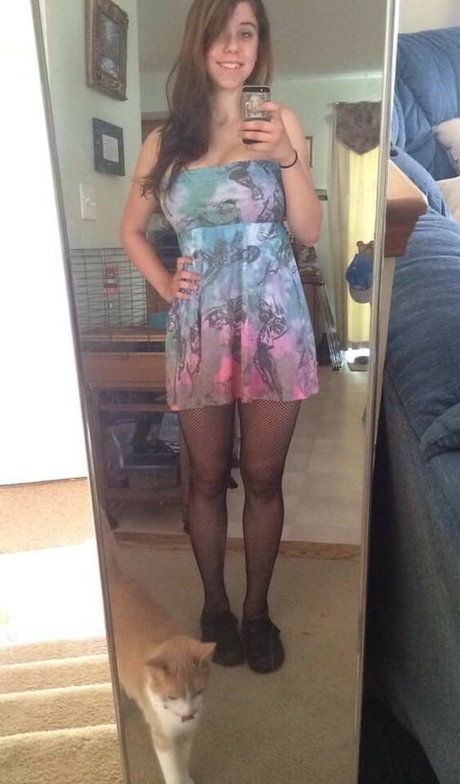 Emily Giangaspro top akt bild