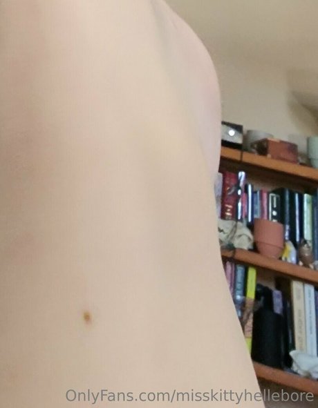 misskittyhellebore kunst sex galerie