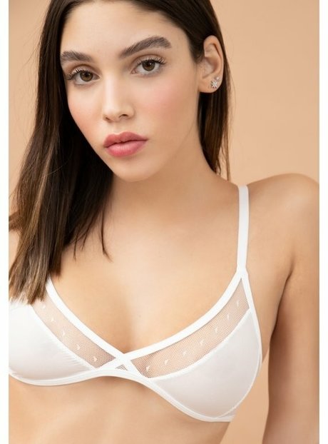 Yaheli Ovadya erotische kostenlose bild