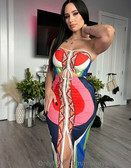 moneybirdette perfekte hübsche bild