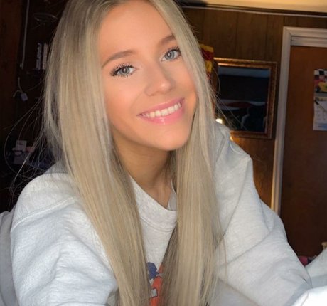 Alyssa Bryanne schöne pornographische galerien