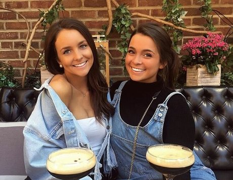 Allie Rosadino pornostar sexy galerien