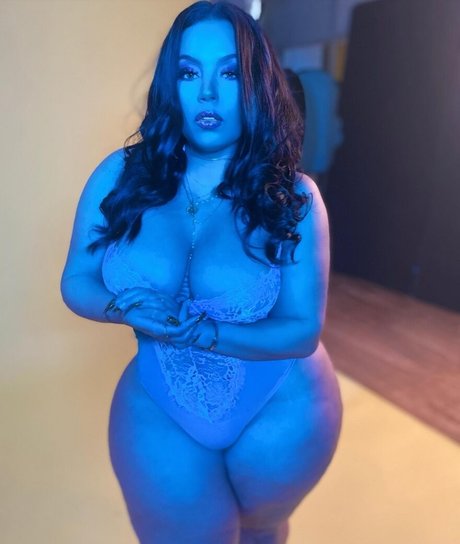 Hispanic sexy top bilder