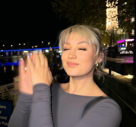 Ashley Boedeker schauspielerin pornographische foto