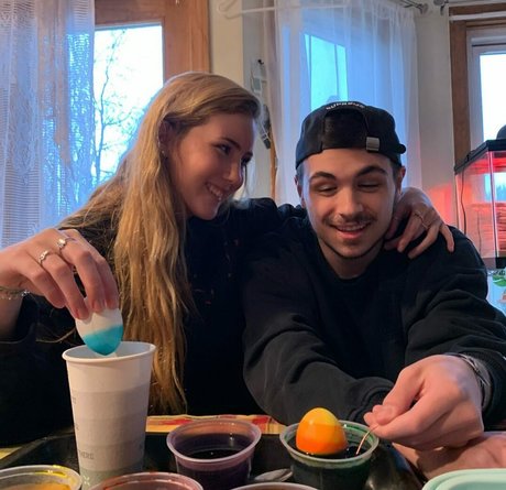 Lindsay Farland porno erotische foto