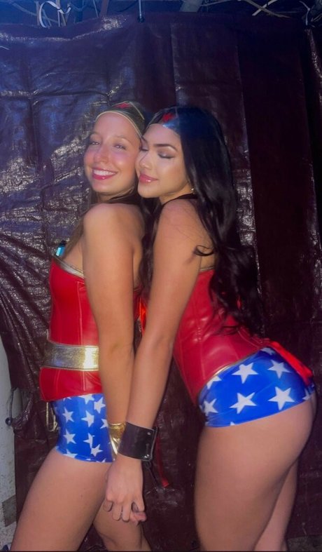 Yalibarel schauspielerin kunst galerien