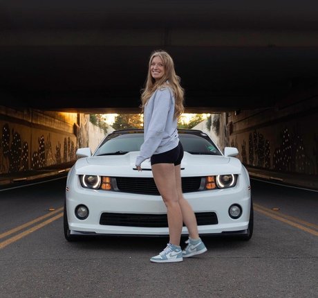 Kayla Rundle hd nette fotos