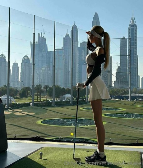 Kate Milevskaya perfekte nackte foto