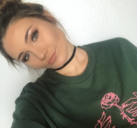 Kelsea Forti nackt erwachsene galerien