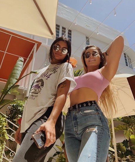 Kelsea Forti hd heiße galerie