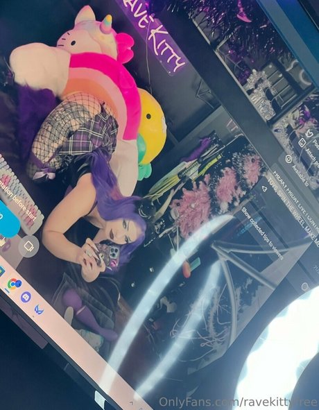 ravekittyfree nackt porno galerie