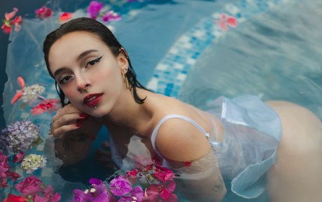 Violettlane69 pornostar heiße fotos