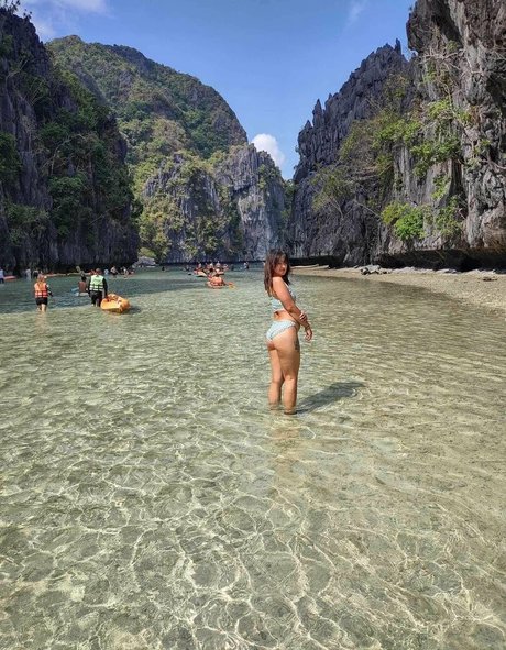 Yousoromi model freie galerie