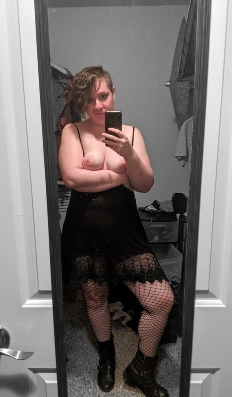 wednesdayeve free sexy freie galerie