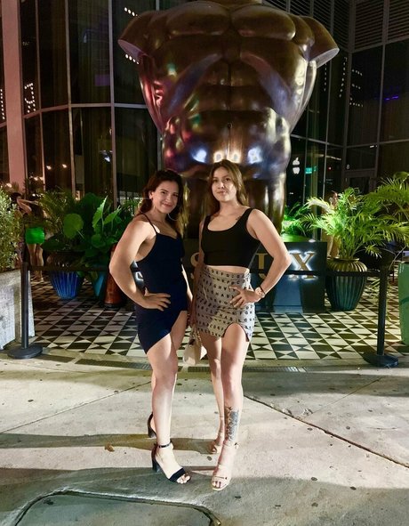 ailu perez ufc erotische schöne fotos