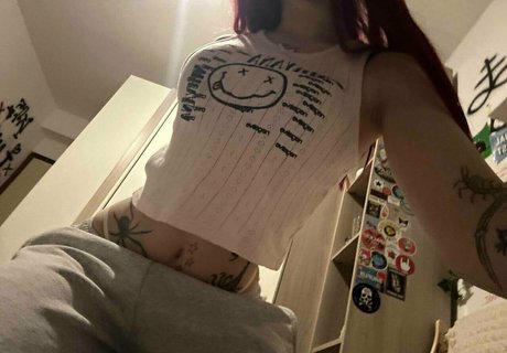 baby nackt onlyfans erotische nackte bilder