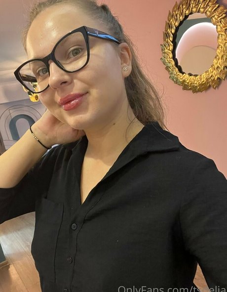 milf brille onlyfans erwachsene sex bilder