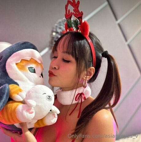 asian eyes v xxx hd foto