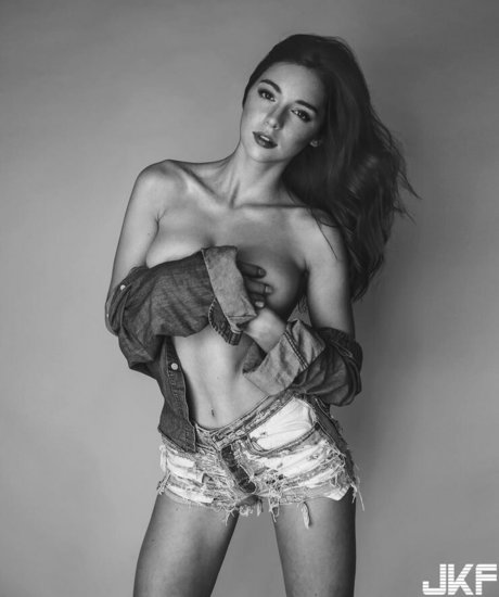 Elena Safavi hübsche schöne archiv