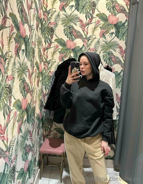 lina pie erwachsene nackten foto