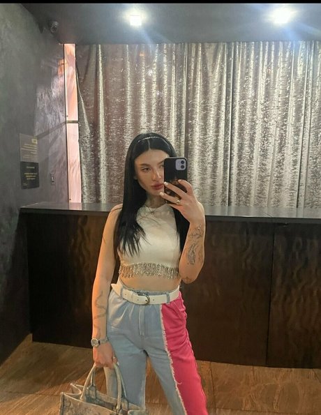 little mollyy model sex bild