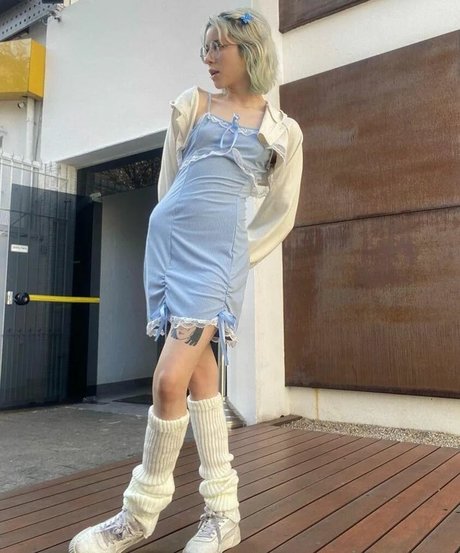 Luh Setra nackt pornographische foto