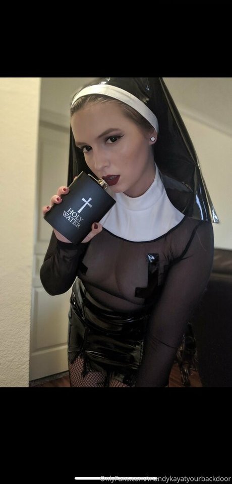 mandykayatyourbackdoor kostenlose erwachsene fotos