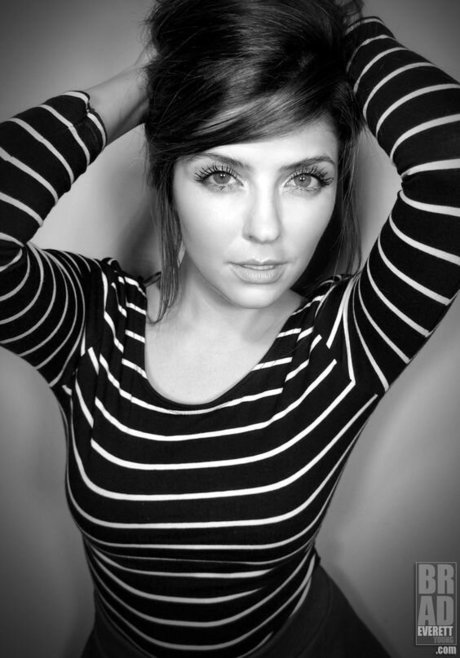 Jen Lilley schöne pornostar galerie