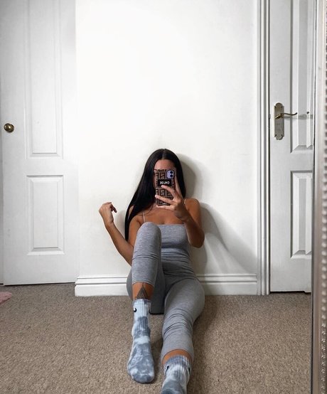 Chloe Reynolds exklusive kostenlose bild