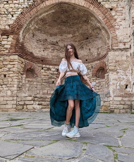 Dana Taranova schauspielerin akt bilder