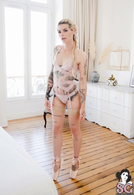 mandeelou erotische heiße foto