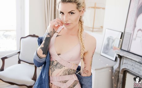 mandeelou freie nackten galerie